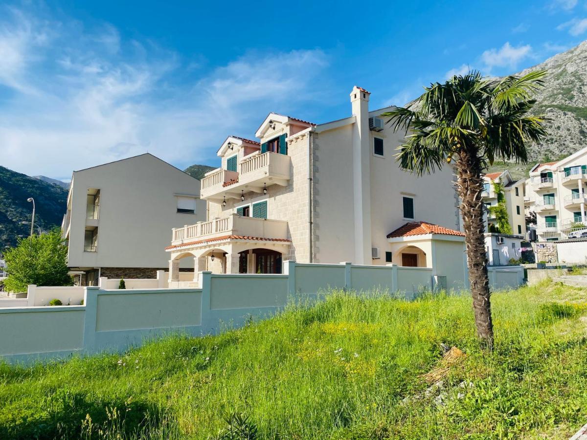 Villa Blanca Risan Eksteriør billede