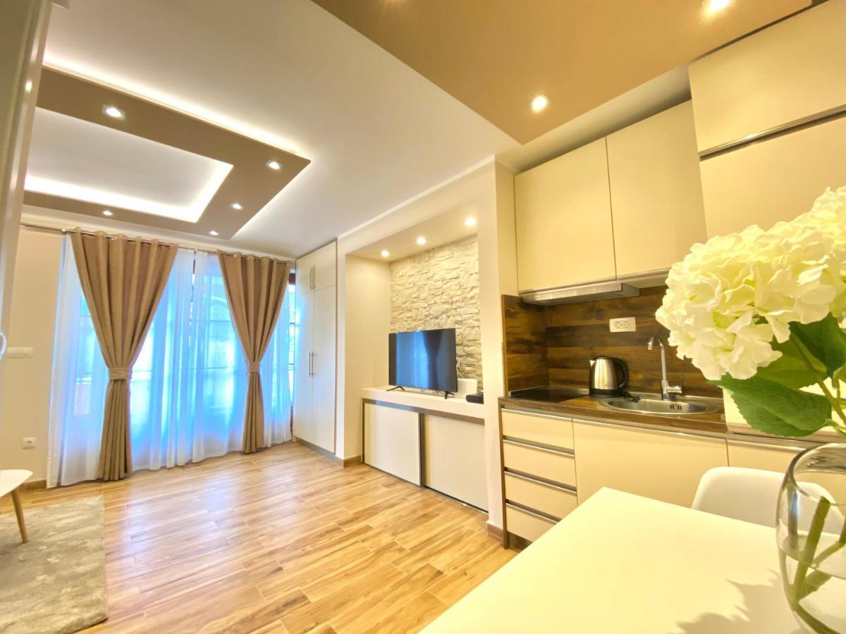 Villa Blanca Risan Eksteriør billede